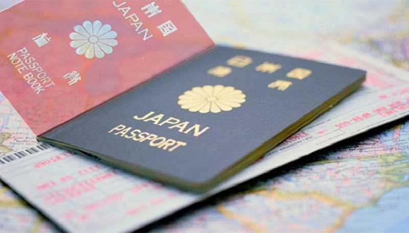 Không được nộp hồ sơ xin visa qua đường bưu điện